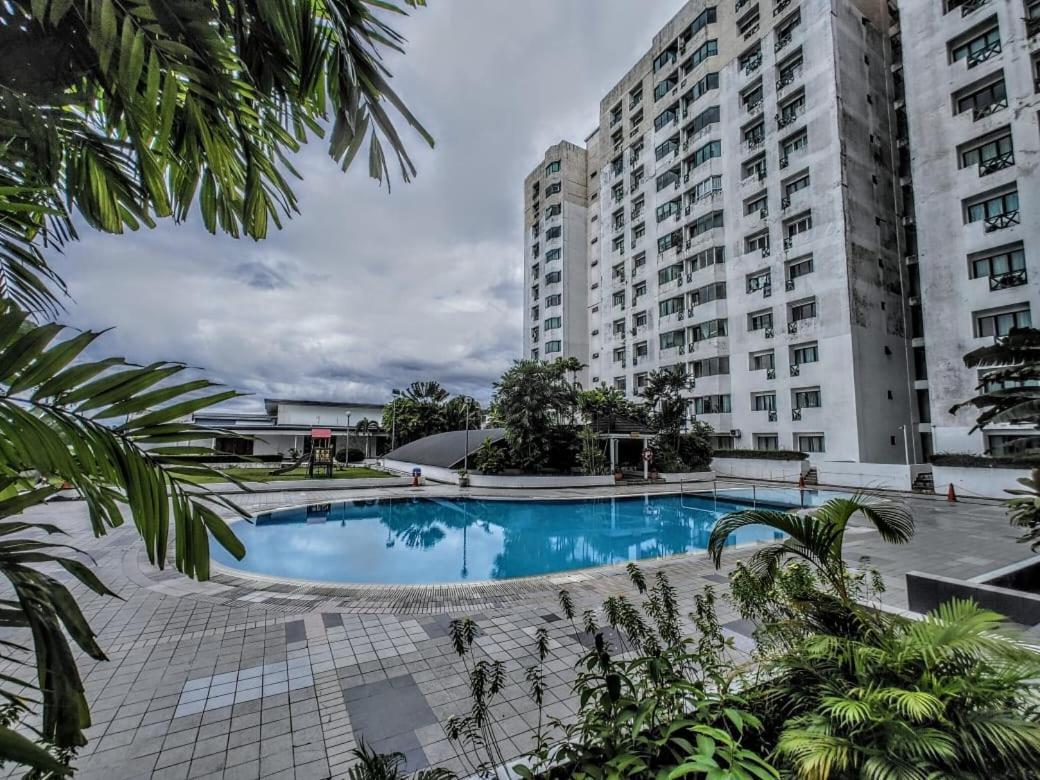 Likas Square - Kk Apartment Suite Kota Kinabalu Exterior photo